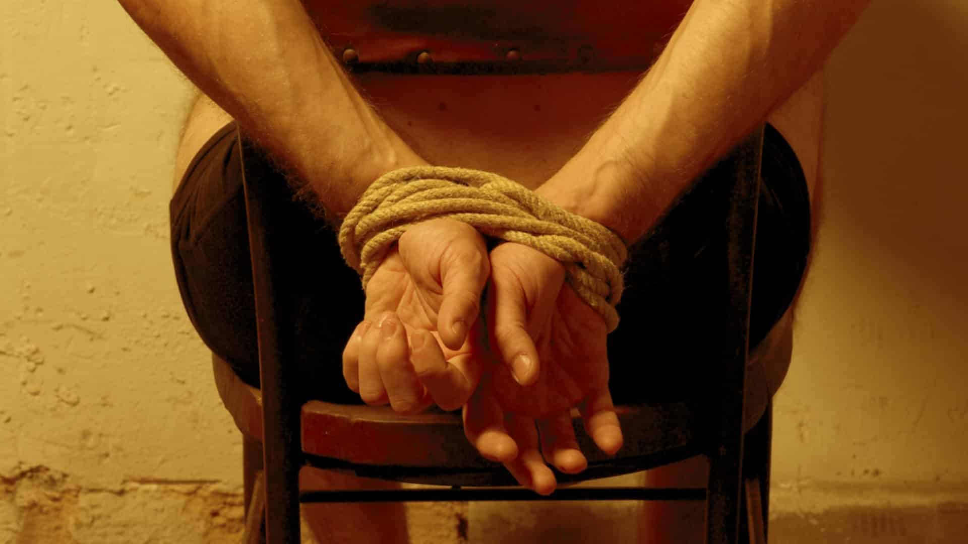 Investigação revela tortura com choques e agressões graves contra travesti em Lagoa da Prata - Portal G37 - Notícias de Divinópolis e Região Centro-Oeste de Minas Gerais