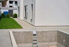 Fachada do TJMG em caso de construtora que abandonou piscina em Ituiutaba