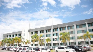 Fachada do Centro Administrativo da Prefeitura de Divinópolis após a normalização do abastecimento de água