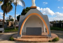 Entrada do Cemitério da Salvação, em Divinópolis, onde termina o recadastramento de jazigos nesta quinta (10/9)